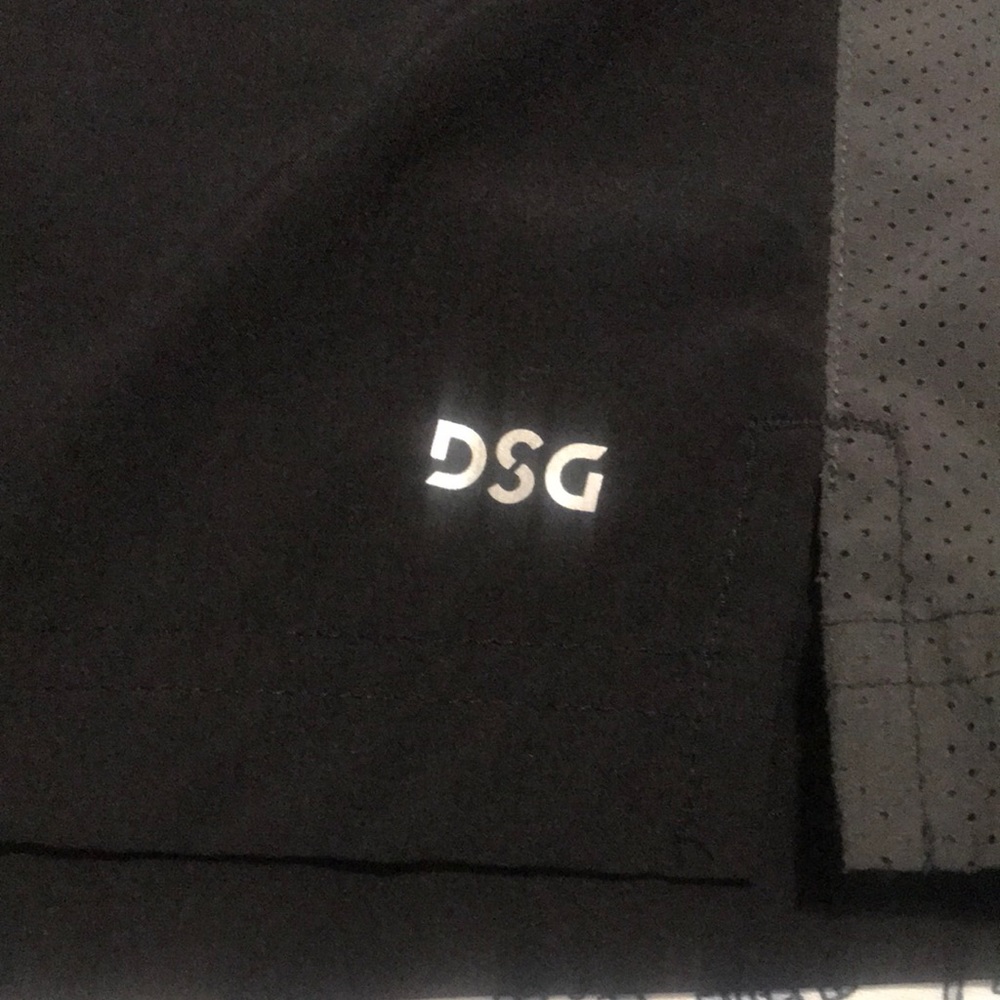 DSG athletic shorts size XL used in great condition